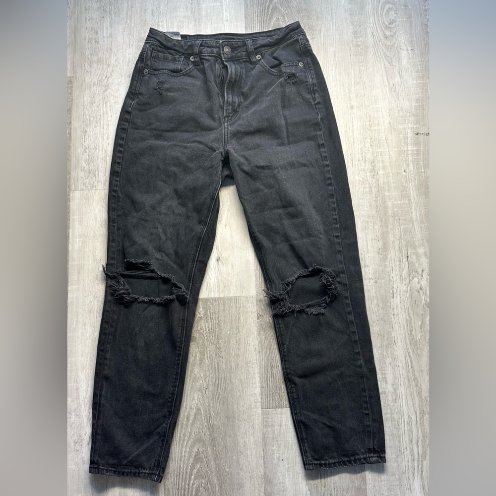 American Eagle comfort stretch waist band mom jean size 2s